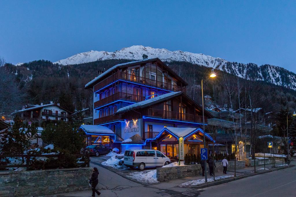 Hotel Lo Scoiattolo Курмайор Экстерьер фото